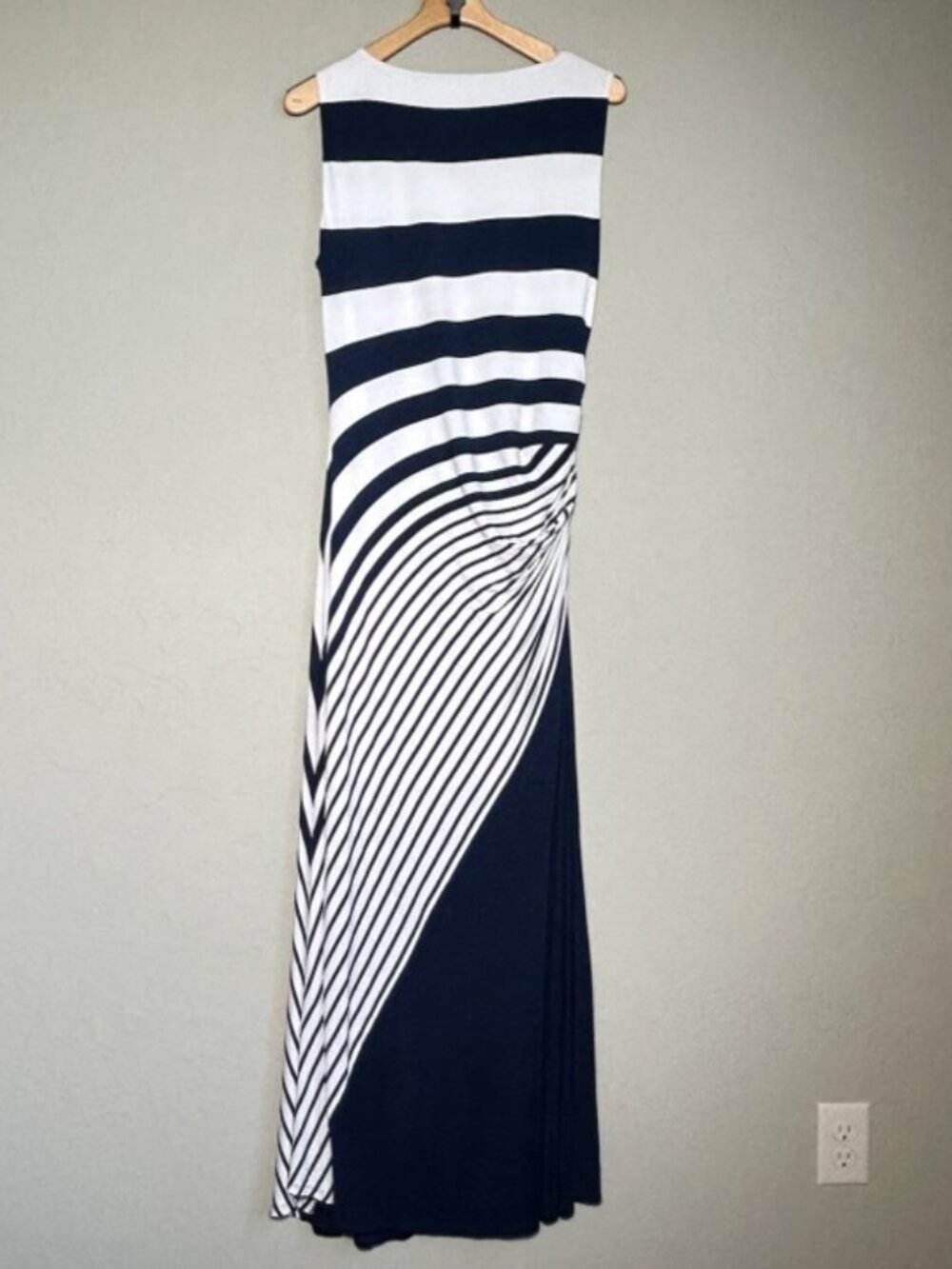 Soft Surroundings Vela Infinity Maxi Dress Navy Striped Sleeveless Coastal Sz L - Picture 4 of 13